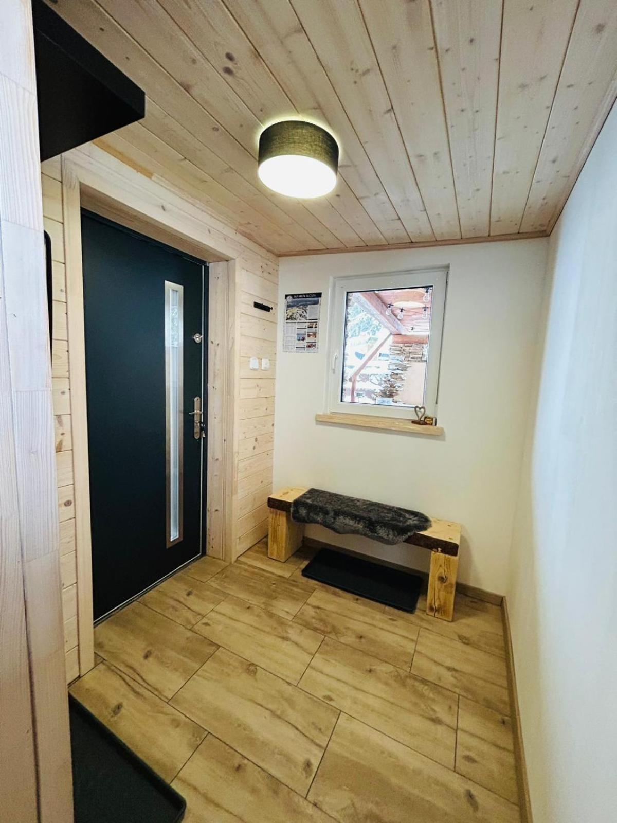 Apartman Kunst Korenov Bagian luar foto